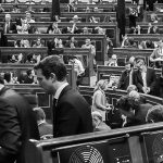 Imagen de los diputados en una sesión del Congreso de los Diputados como apoyo a un comentario sobre la necesaria aprobación de códigos de conducta